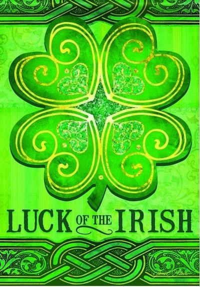 Luck / Irish House Flag