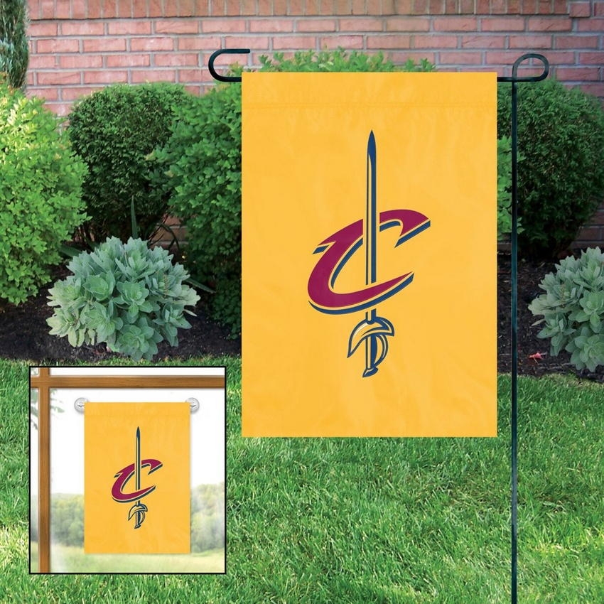 Cleveland Cavaliers Garden / Window Flag 15" x 10.5"