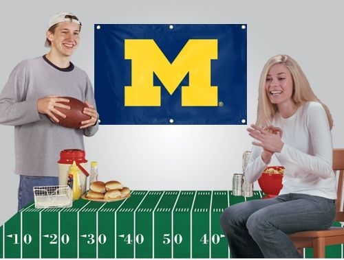 Michigan Wolverines "M" Party Kit